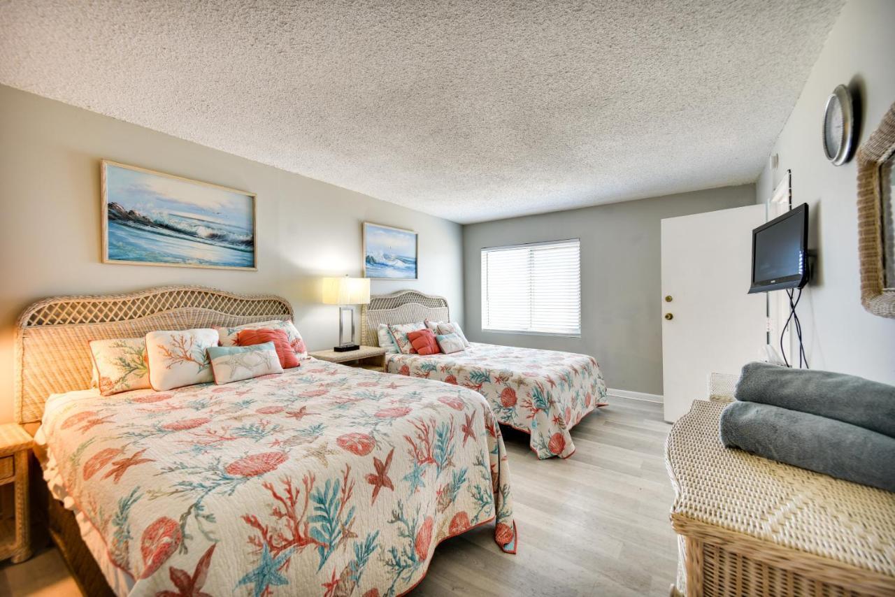Inviting Virginia Beach Condo With Community Pool エクステリア 写真