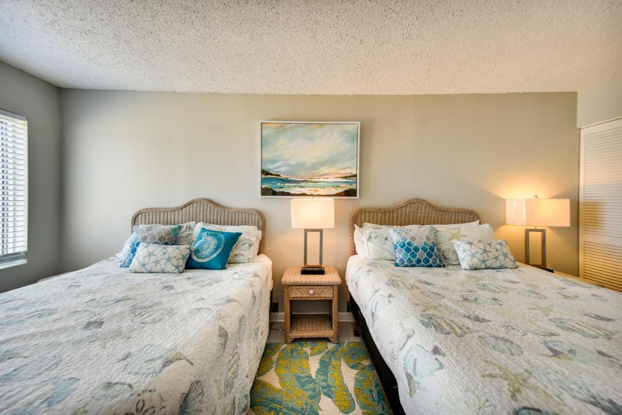 Inviting Virginia Beach Condo With Community Pool エクステリア 写真