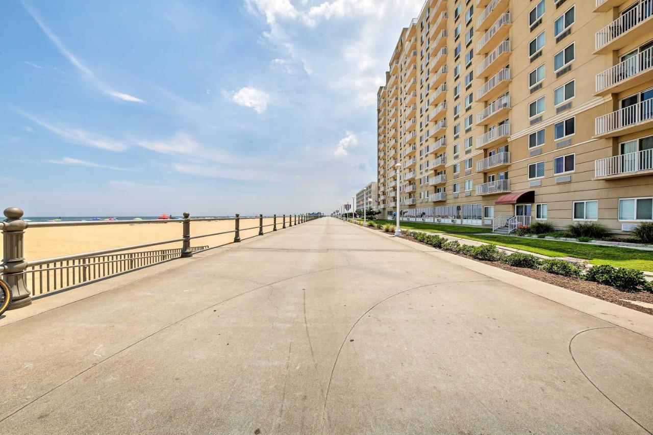 Inviting Virginia Beach Condo With Community Pool エクステリア 写真