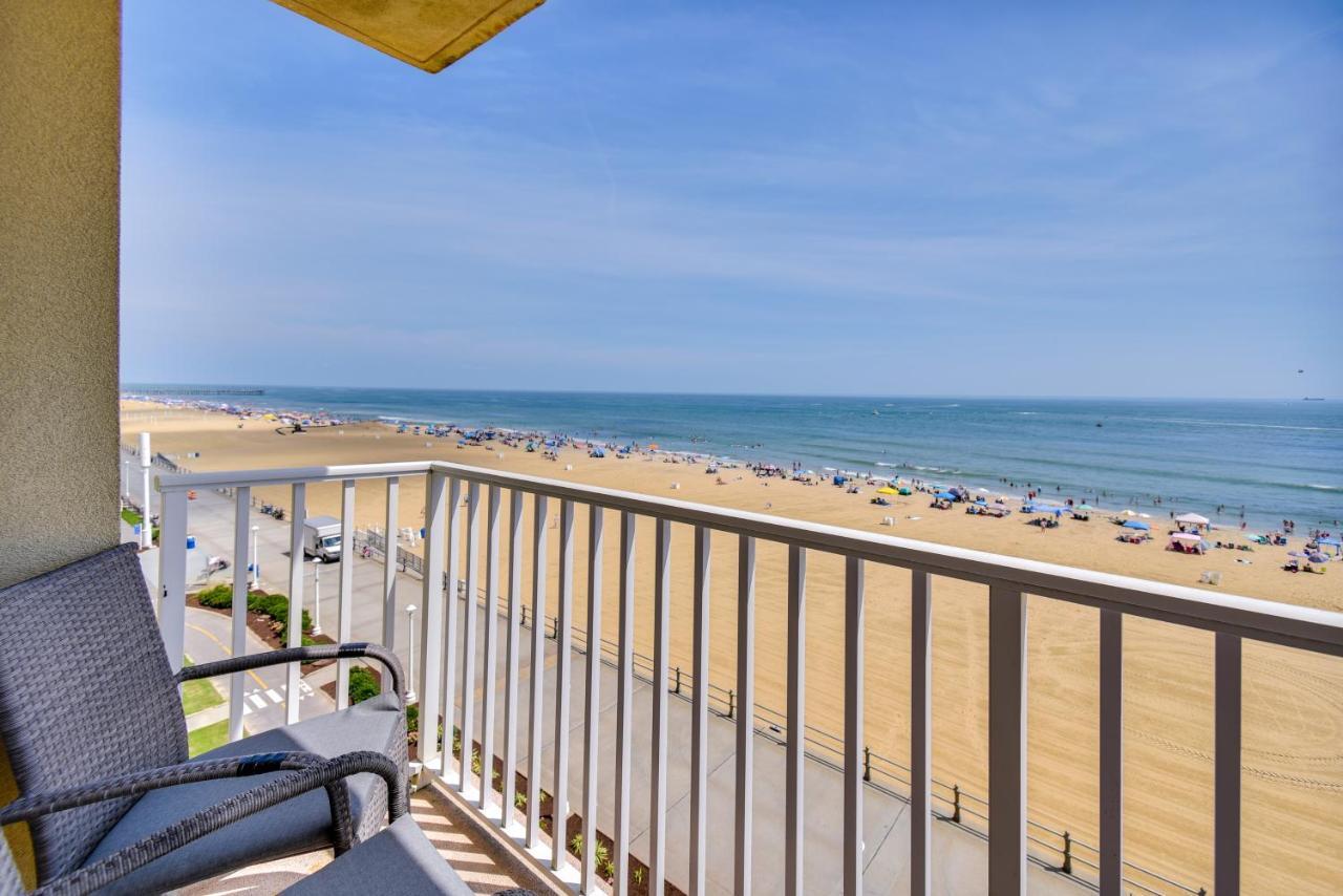 Inviting Virginia Beach Condo With Community Pool エクステリア 写真